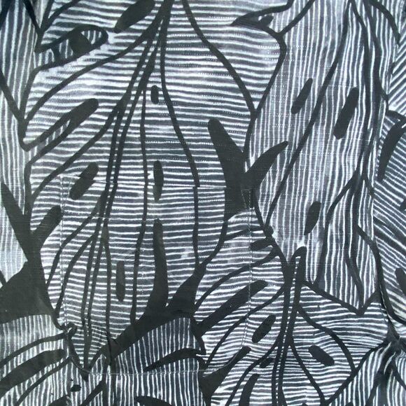 Tommy BahamaBlack and Gray Flora Striped Silk Floral Design 2XL - Picture 6 of 13